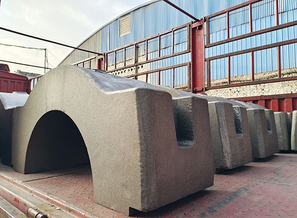 在對(duì)大型鑄鋼件造型中，直澆道、橫澆道、內(nèi)澆道起到什么作用？